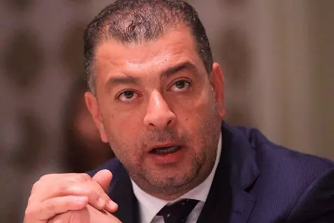 هاني شكري يتحدث عن.. تأثير التحكيم على الزمالك .. فشل صفقة بن شرقي.. وسبب رحيل جروس